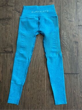 Alphalete Holo Leggings in Vivid Blue